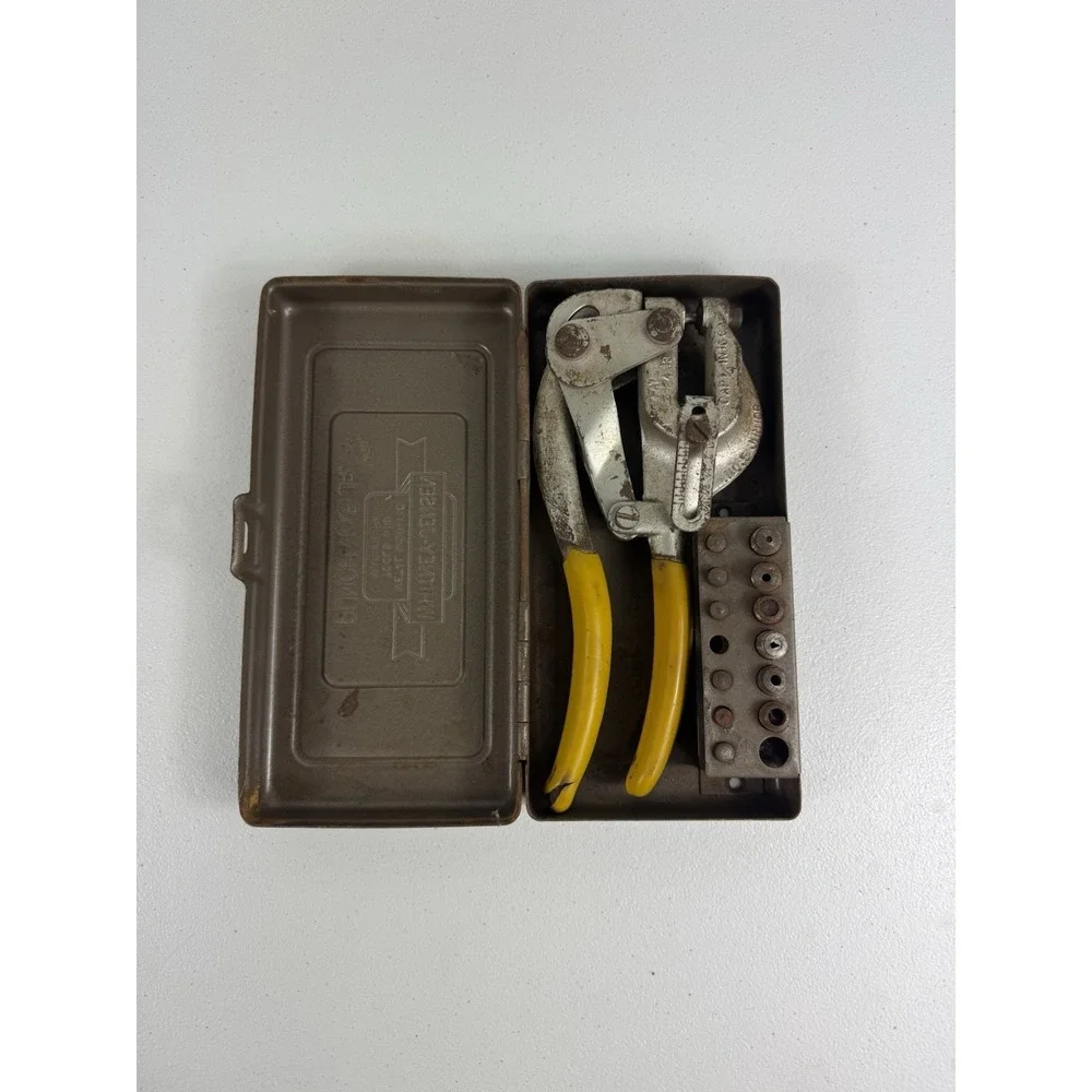 ROPER WHITNEY NO. 5 JR USA HAND PUNCH SET METAL BOX SHEET METAL